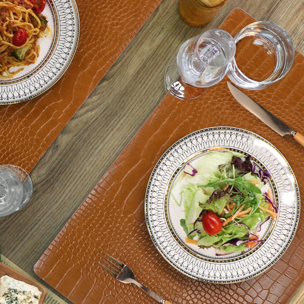 Faux Leather Placemats Set of 8 Brown E163266