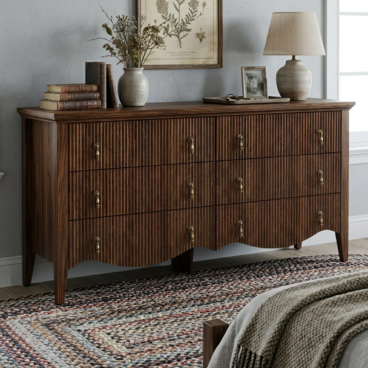 6-Drawer Fluted Dresser I93758